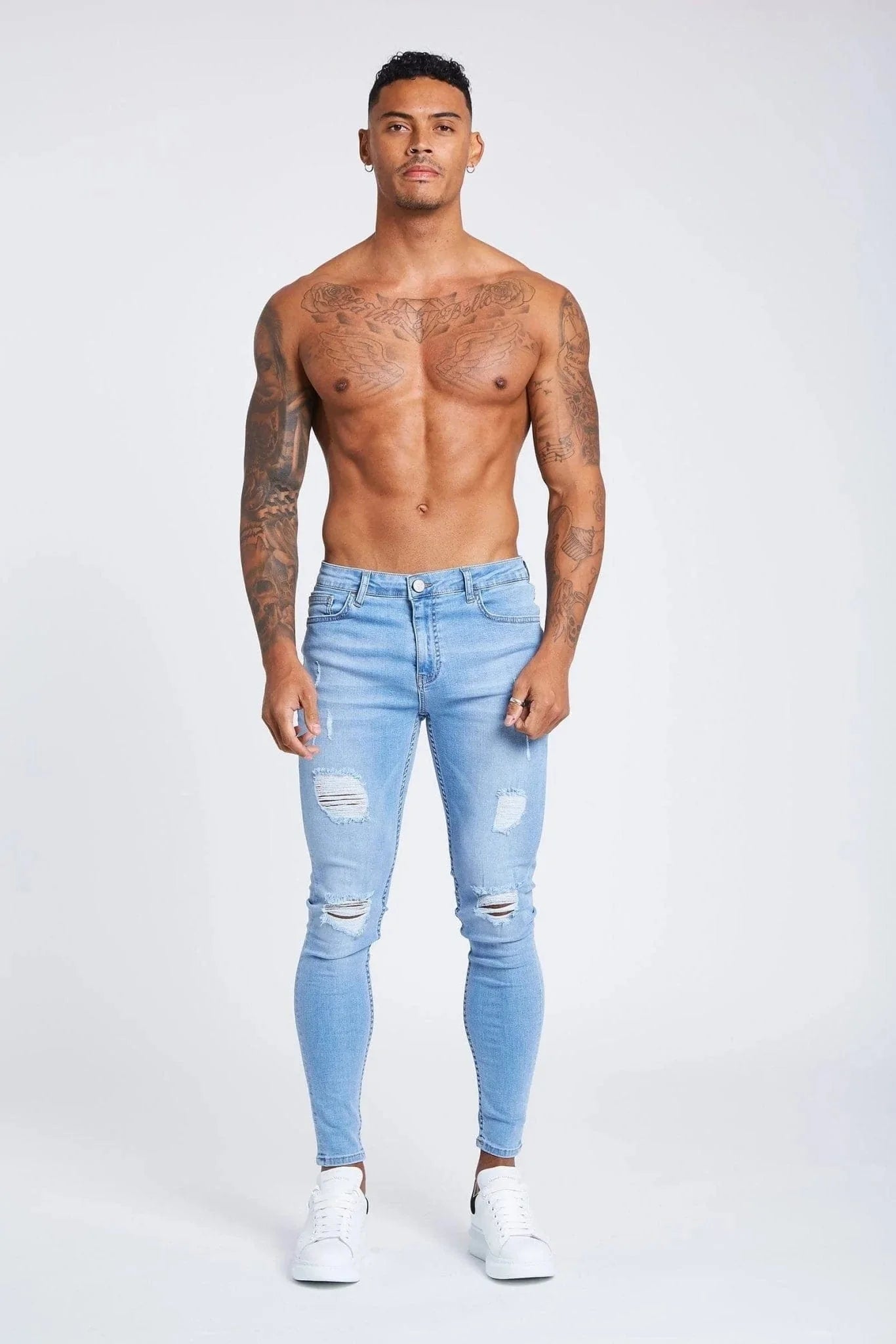 SKINNY FIT JEANS, RISSEN UND REPARIERTE - HELLBLAU