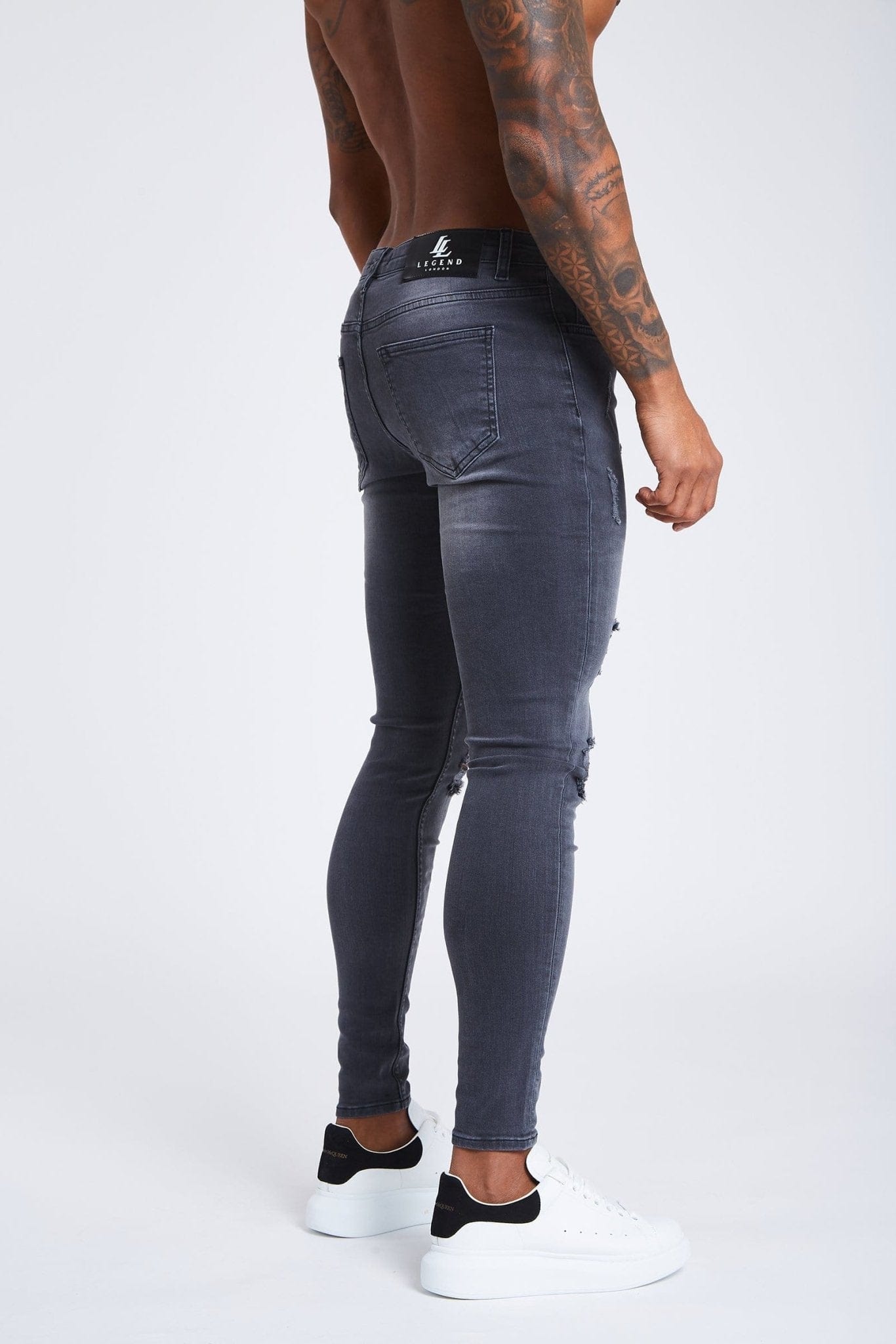 SKINNY FIT JEANS RISSEN &amp; REPARATURIERT - HELLGRAU