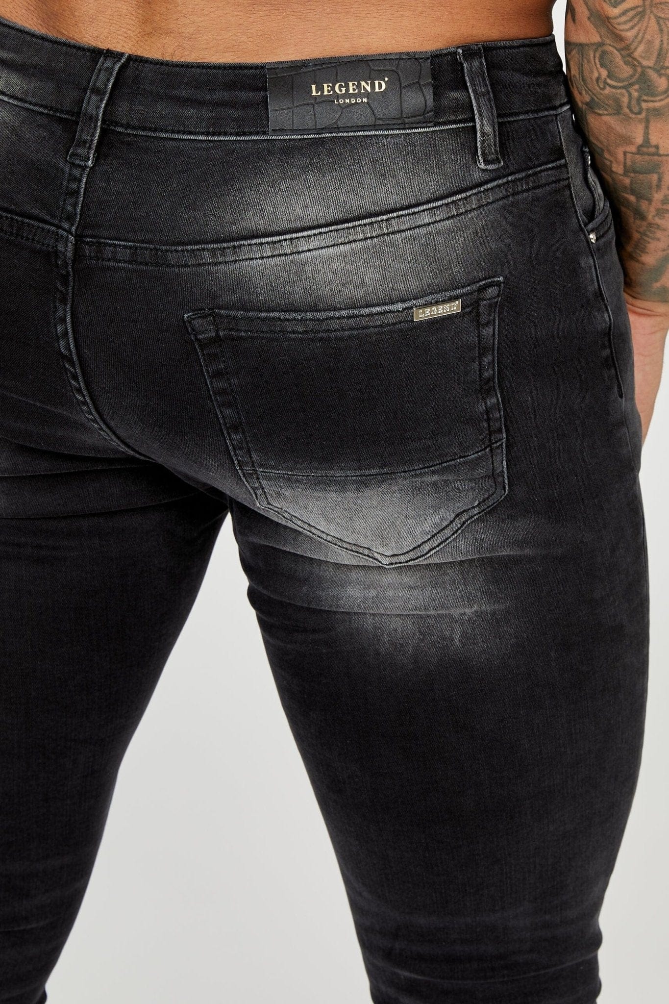 PREMIUM SKINNY FIT JEANS RIPPED & REPAIRED - GREY WASHED