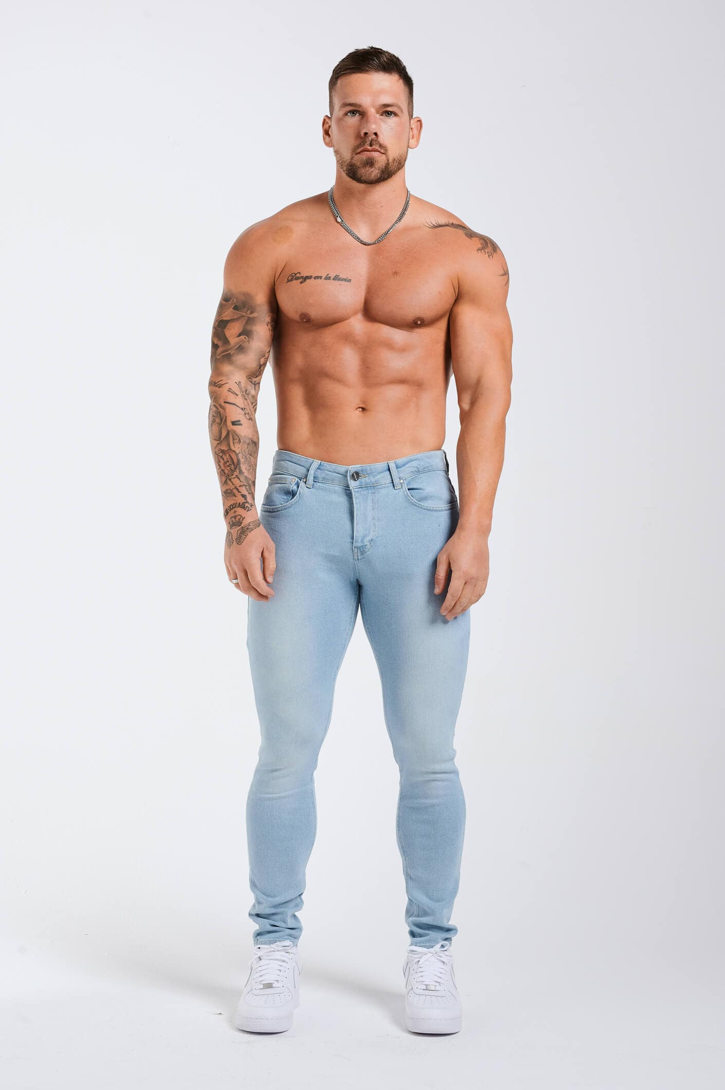 SLIM FIT JEANS 2.0 - PALE LIGHT BLUE