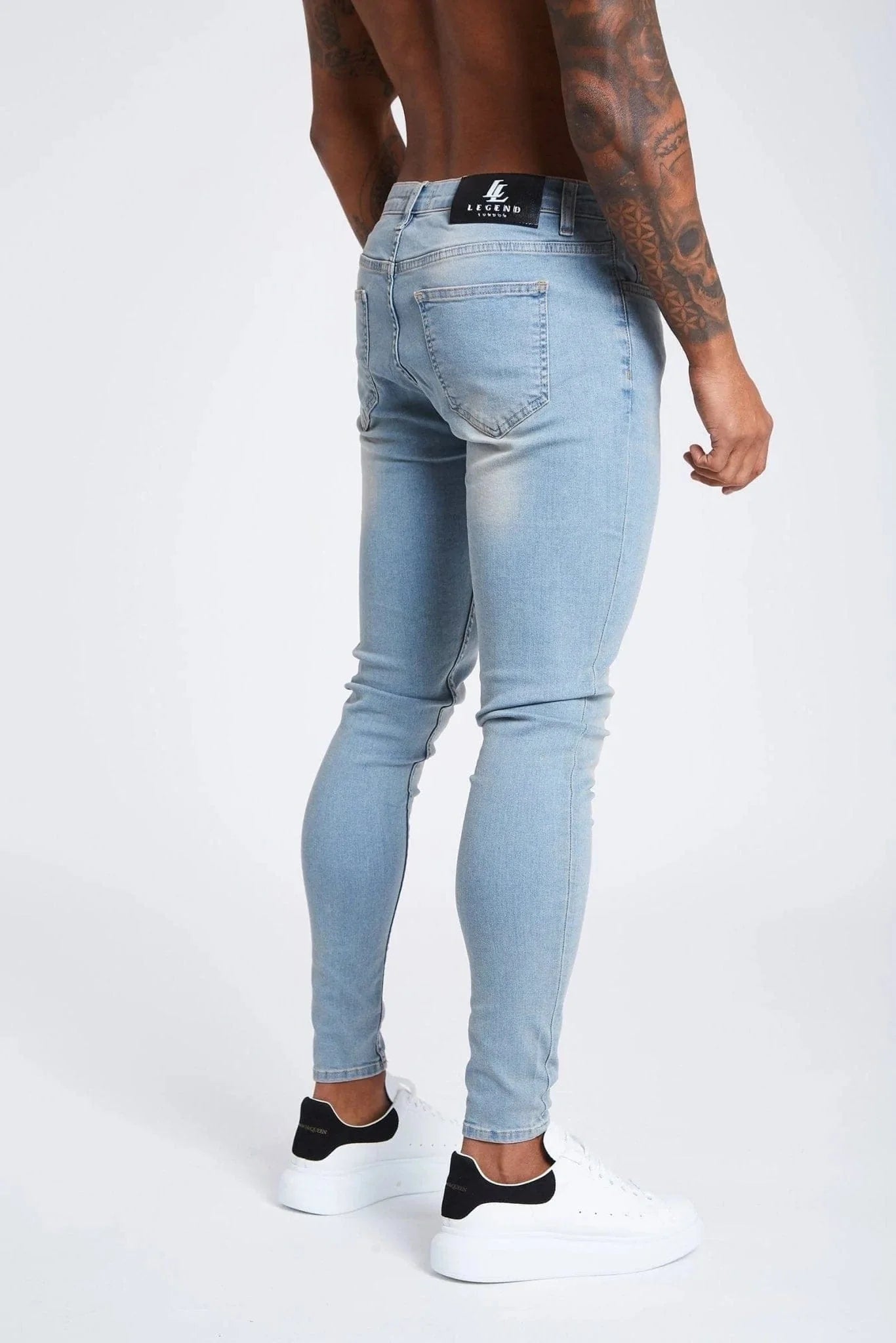 SKINNY FIT JEANS OHNE RISSE – STONE WASHED