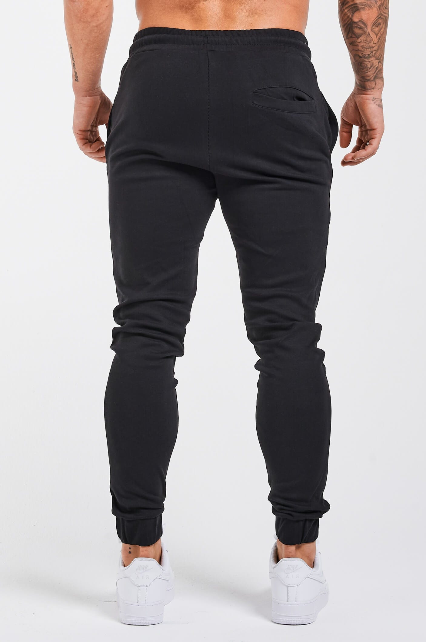 SKINNY JOGGER - SCHWARZ