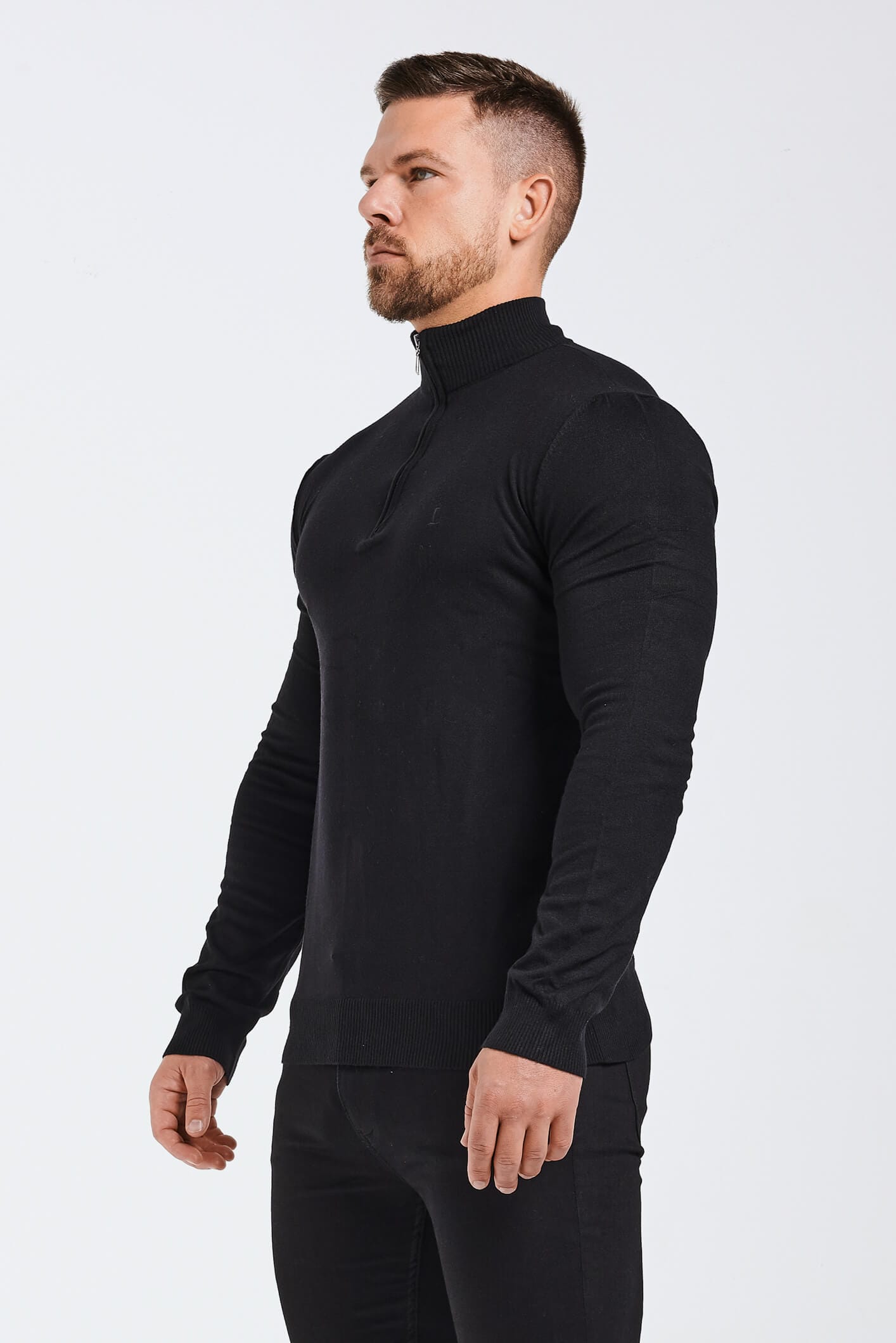 PULL EN MAILLE AVEC FERMETURE ÉCLAIR QUART - NOIR