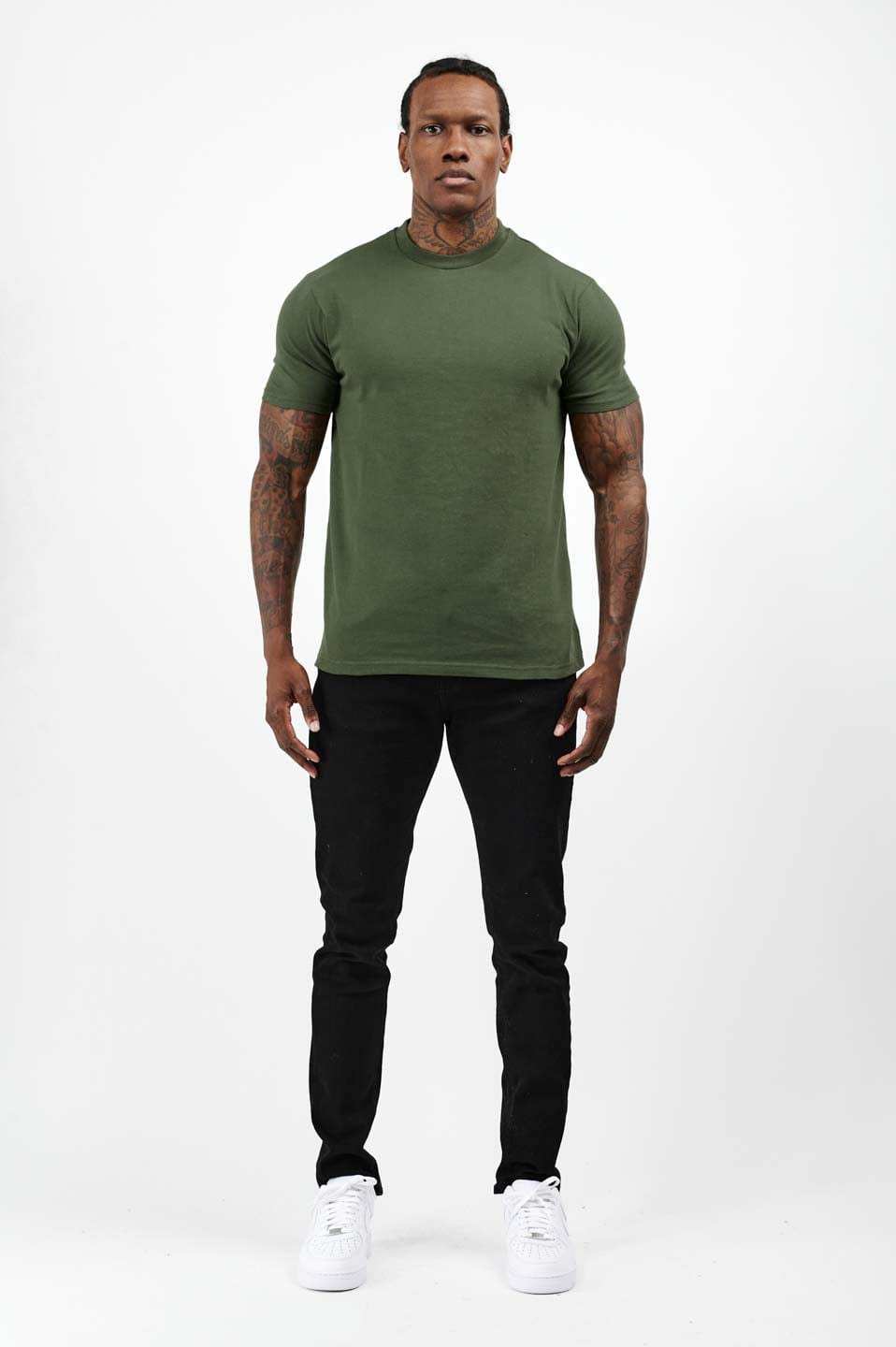 PREMIUM BASICS T-SHIRT - ARMEEGRÜN