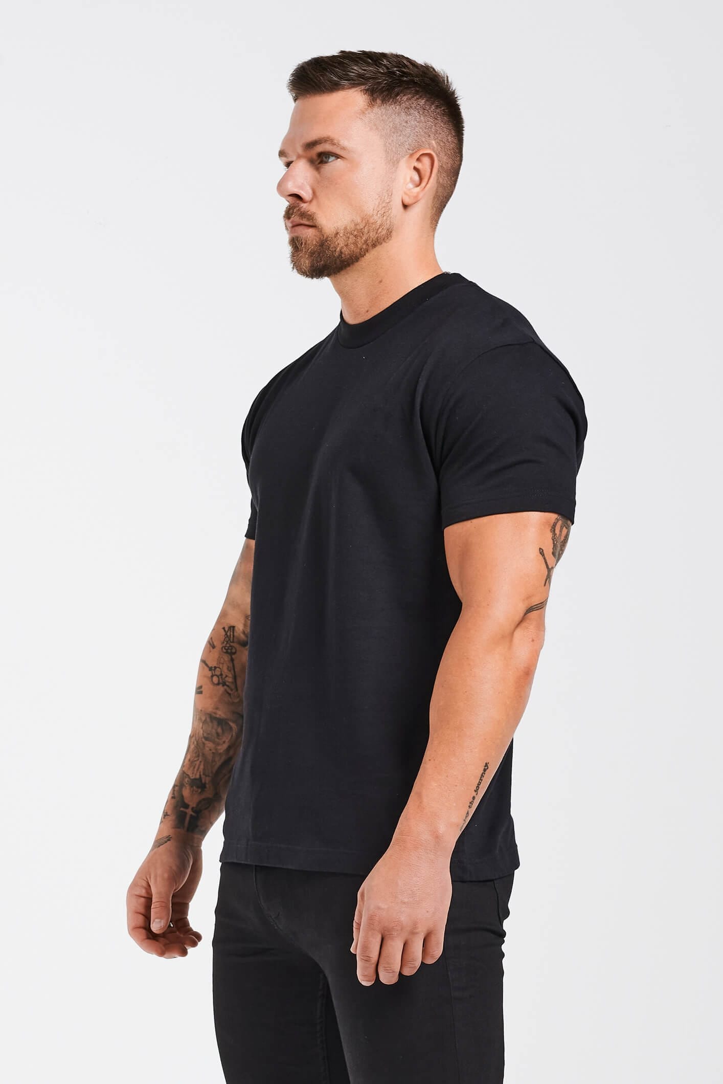 T-SHIRT BASIQUE PREMIUM - NOIR