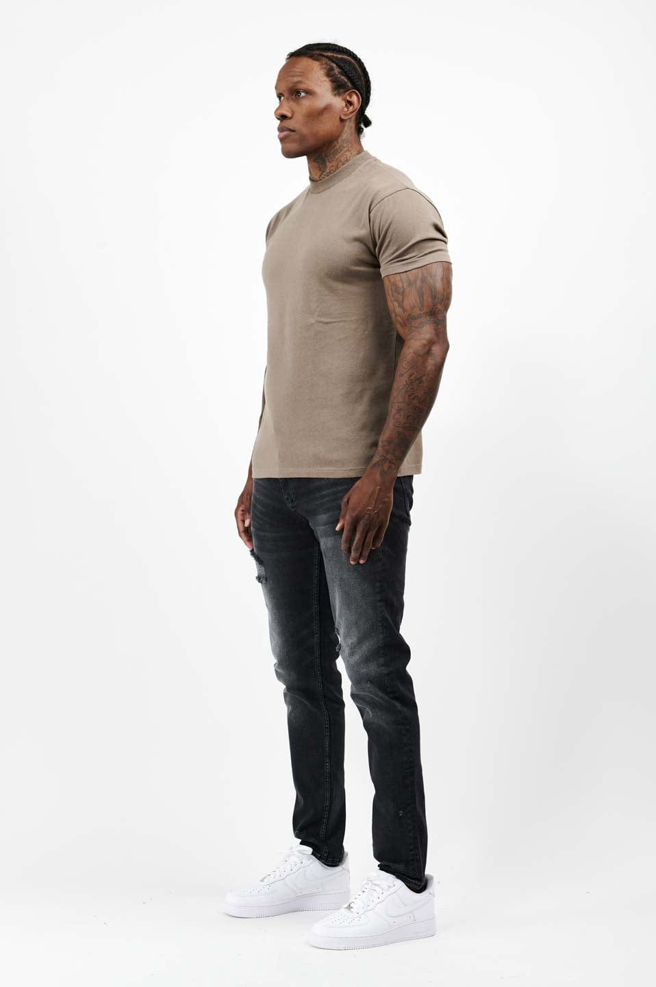 PREMIUM BASICS T-SHIRT - MOKKA