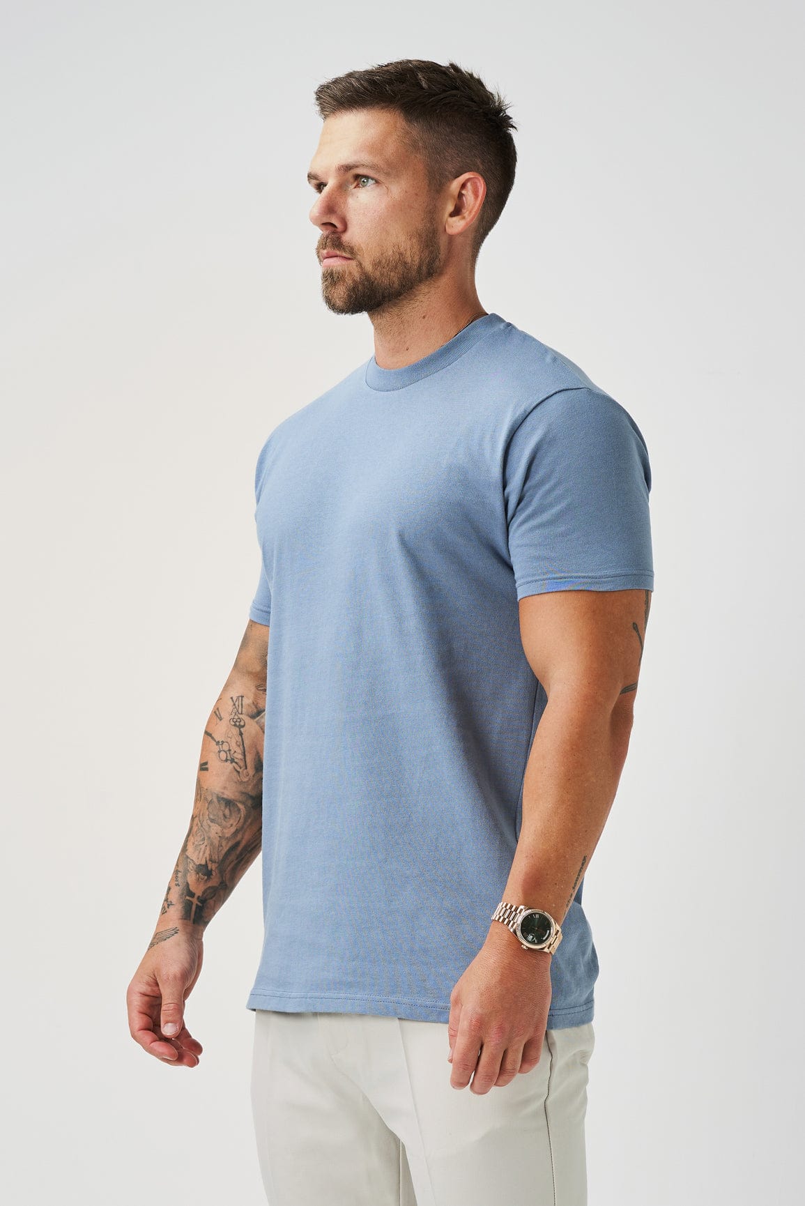 PREMIUM BASICS T-SHIRT - STEEL BLUE