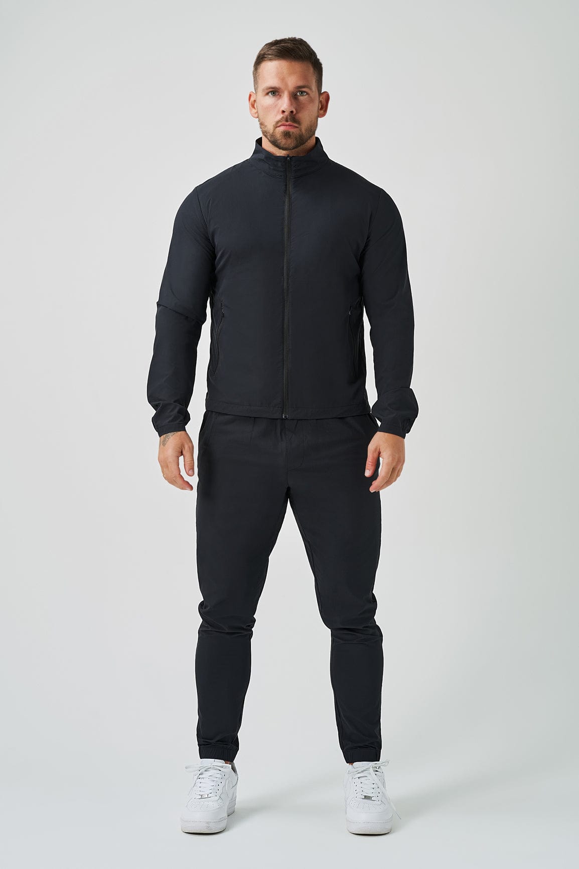 PANTALON DE SURVÊTEMENT JOGGERS - NOIR