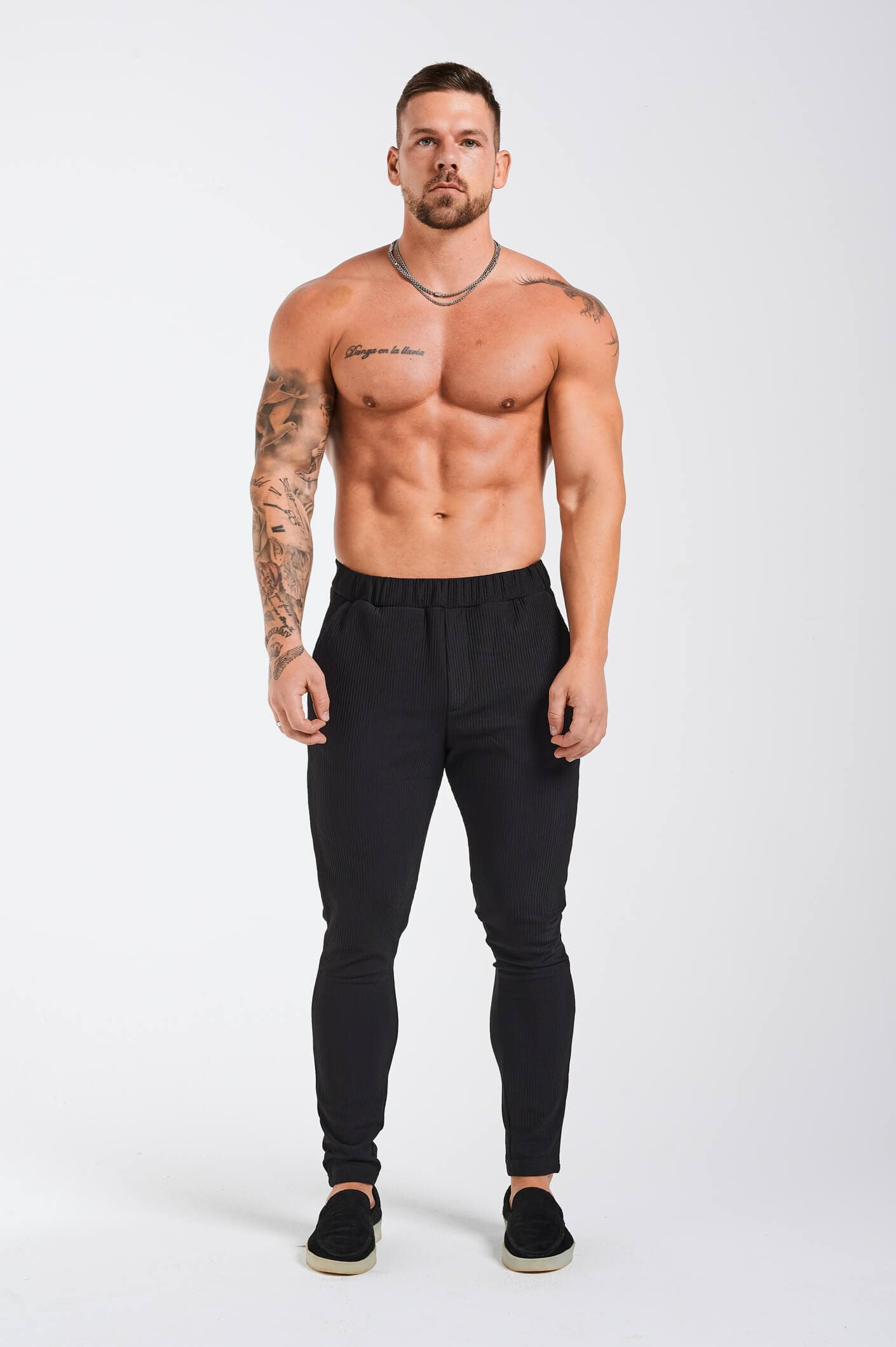 PANTALON PLISSÉ SLIM FIT - NOIR