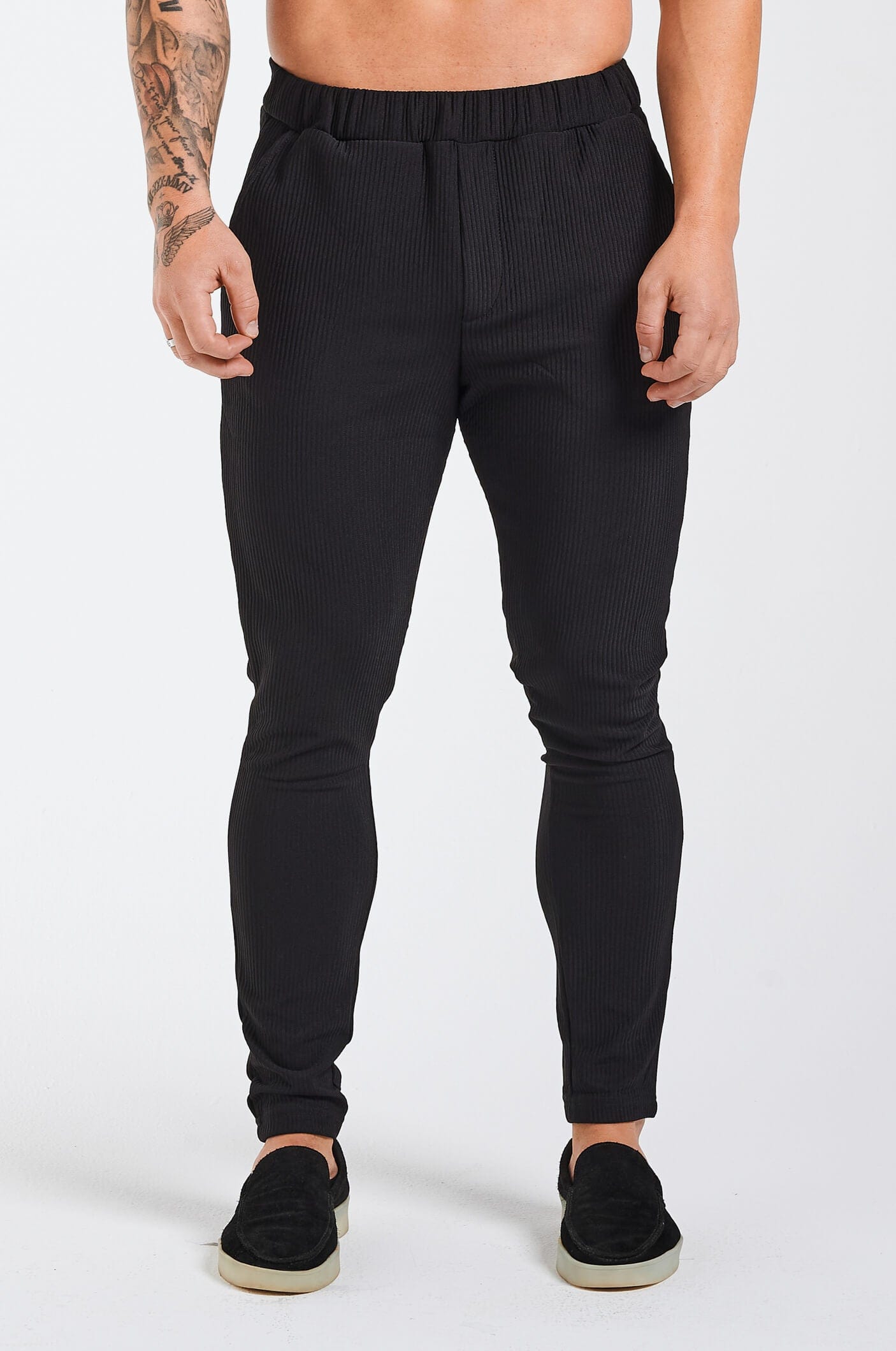 PANTALON PLISSÉ SLIM FIT - NOIR