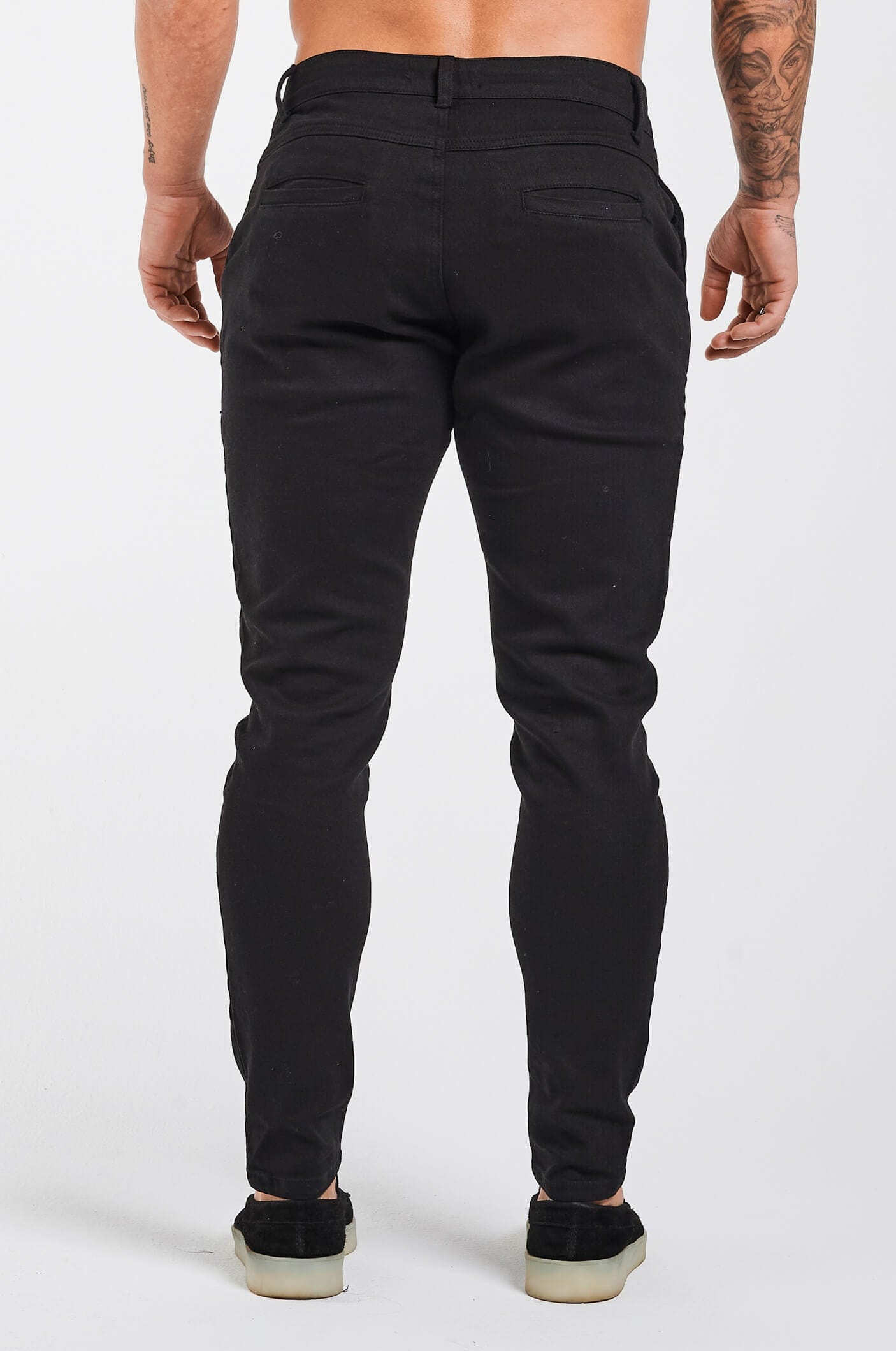 TEXTURED STRETCH CHINO - BLACK